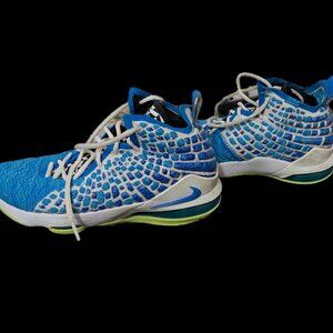 Nike LeBron GS XVII Photo Blue Green Basketball Shoes size 5Y